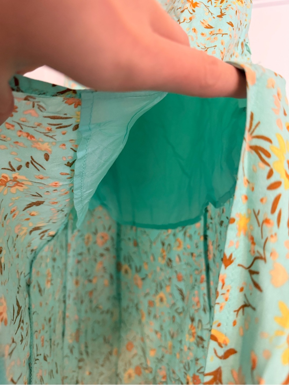 Hello Molly Mint Green Floral Puff-Sleeve Midi Dress - Picture 4 of 4